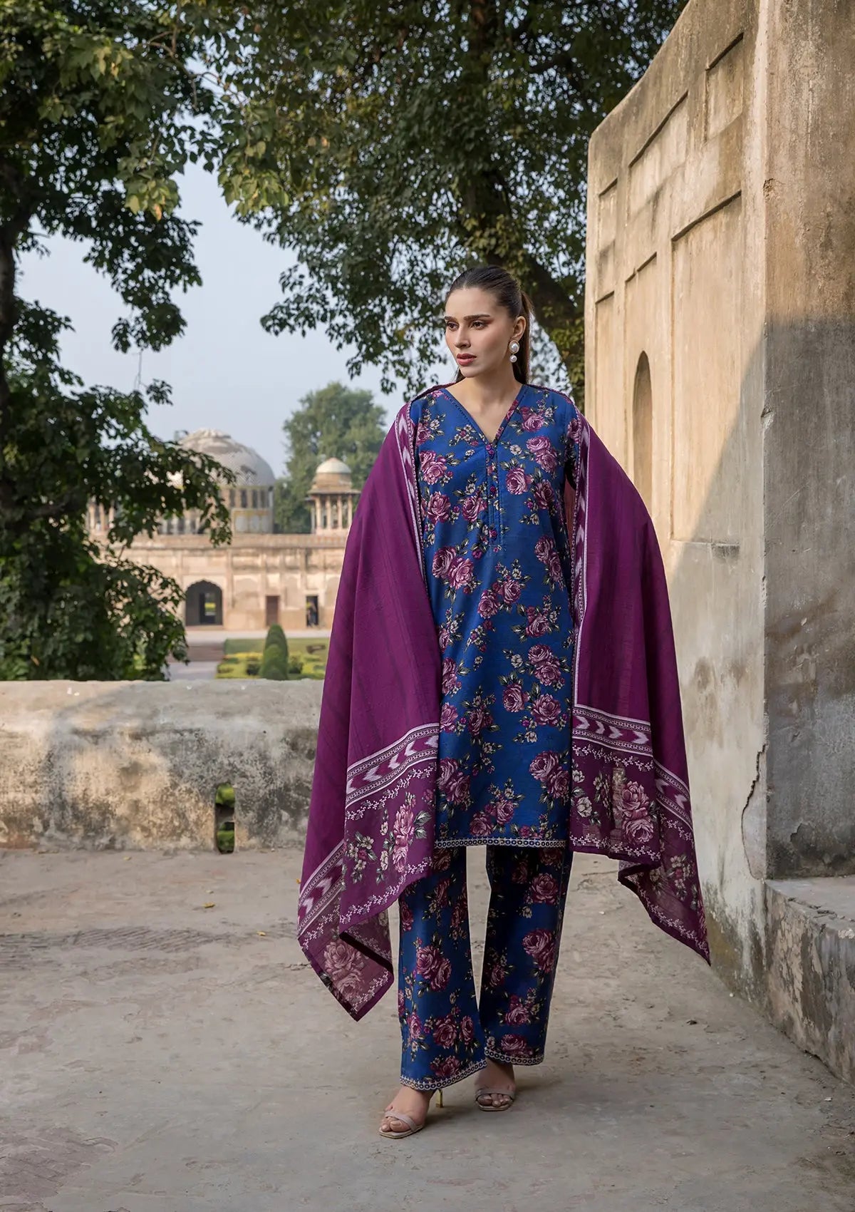 EMBROIDERED KHADDAR BT6512-BLU Bin Tayyab