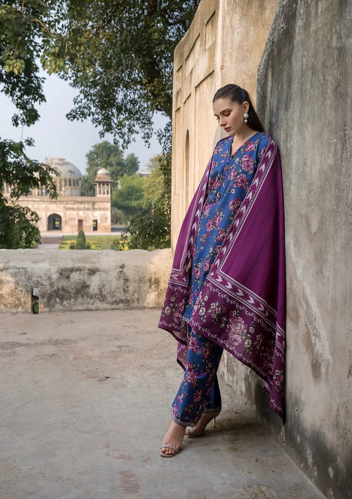 EMBROIDERED KHADDAR BT6512-BLU Bin Tayyab