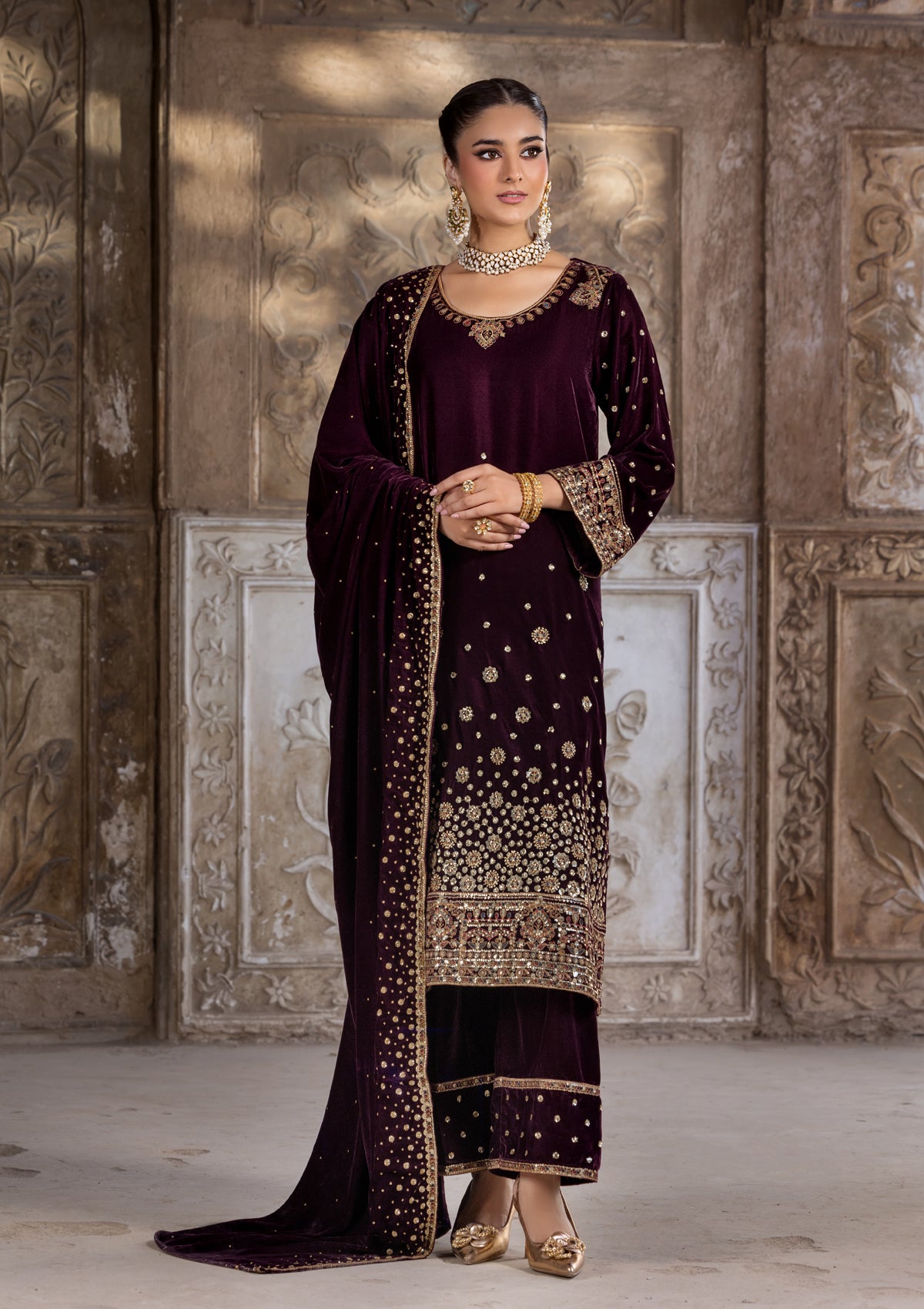 Embroidered Velvet BT6529-MRN