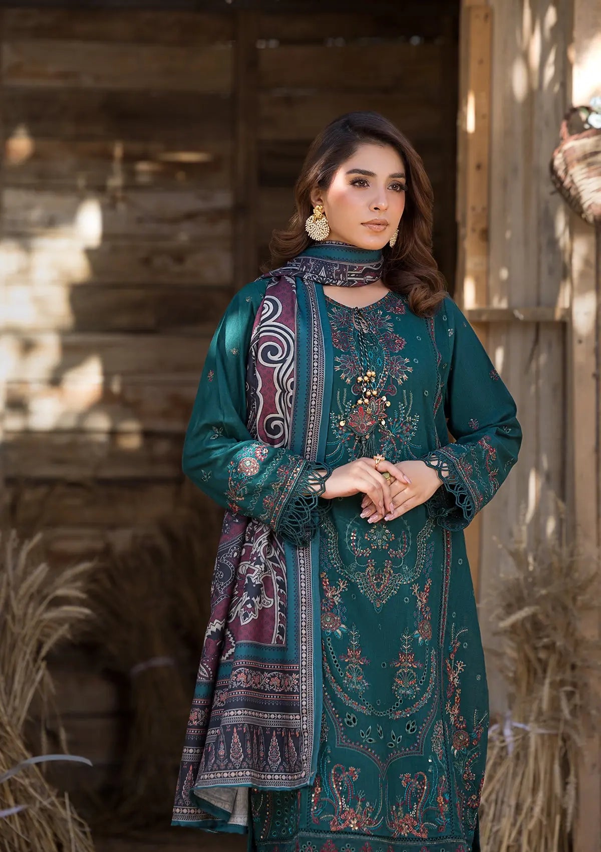 Khaddar (BT109-21) 3-Piece Stitch Suit Green Bin Tayyab