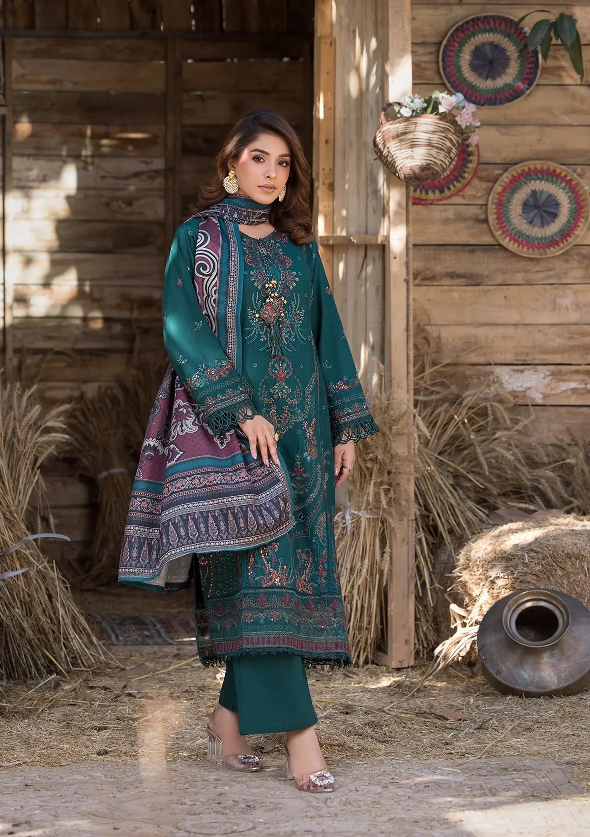 Khaddar (BT109-21) 3-Piece Stitch Suit Green Bin Tayyab