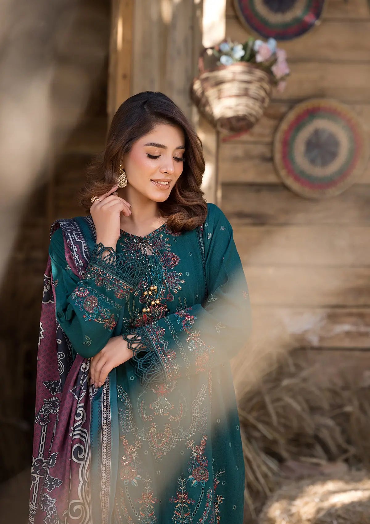 Khaddar (BT109-21) 3-Piece Stitch Suit Green Bin Tayyab