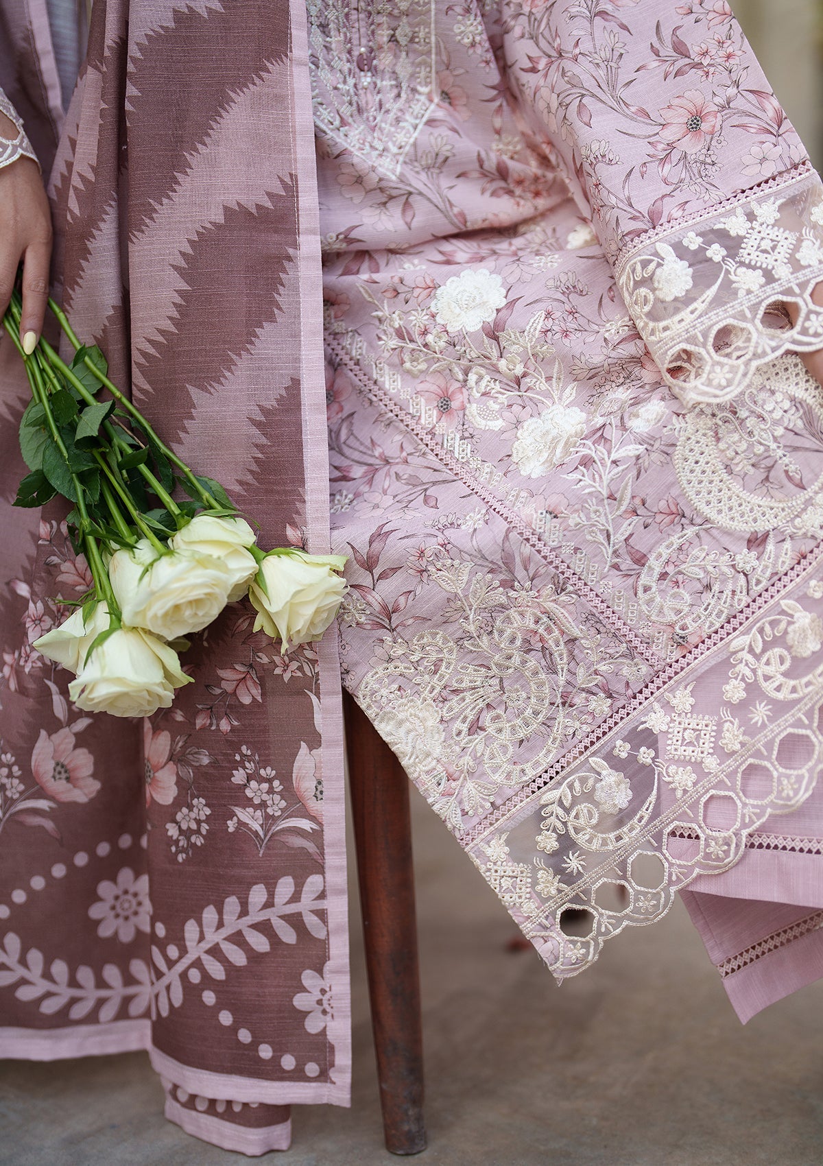 Embroidered Khaddar BT6552-PCH Bin Tayyab