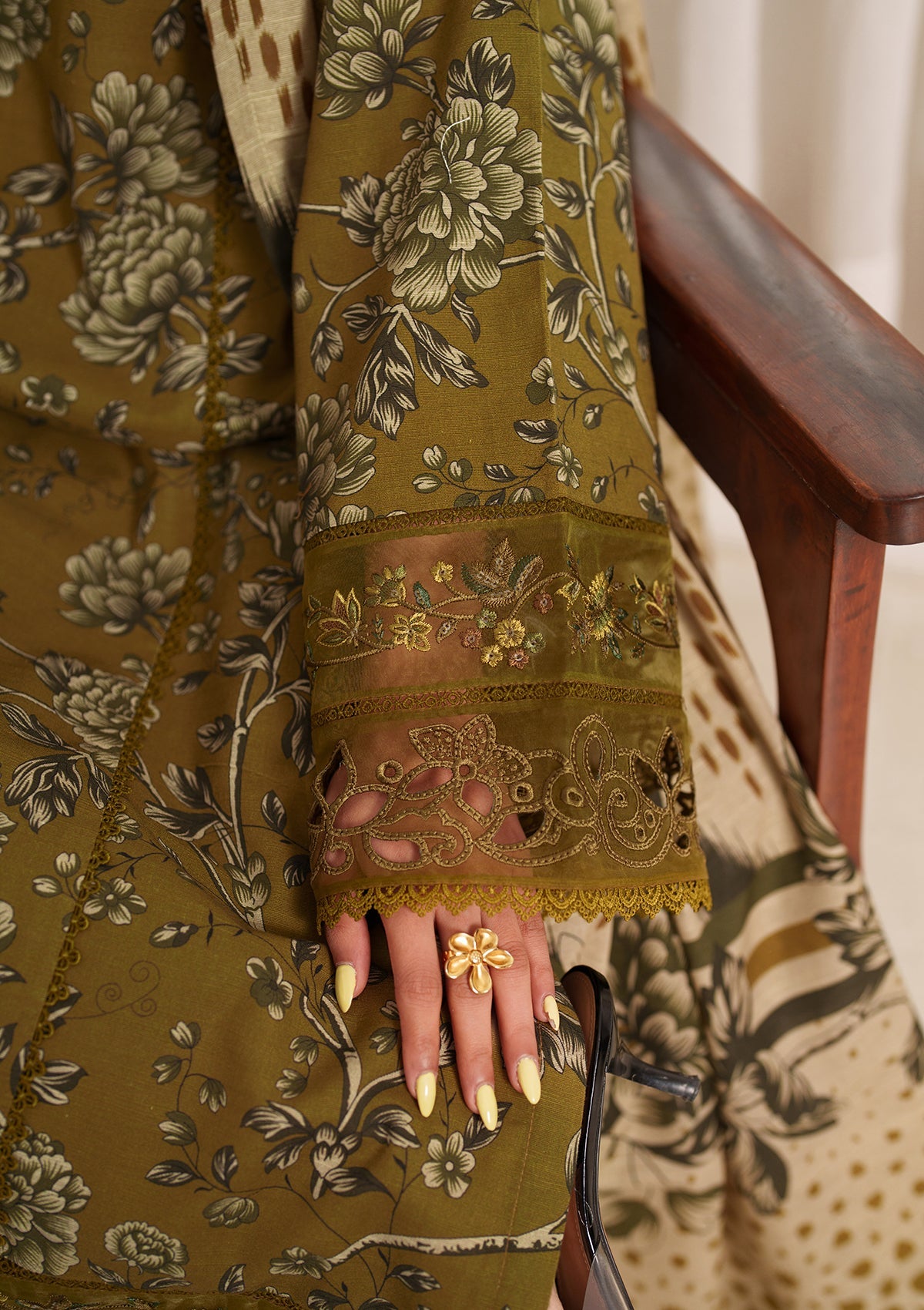 Embroidered Khaddar BT6565-OLV Bin Tayyab