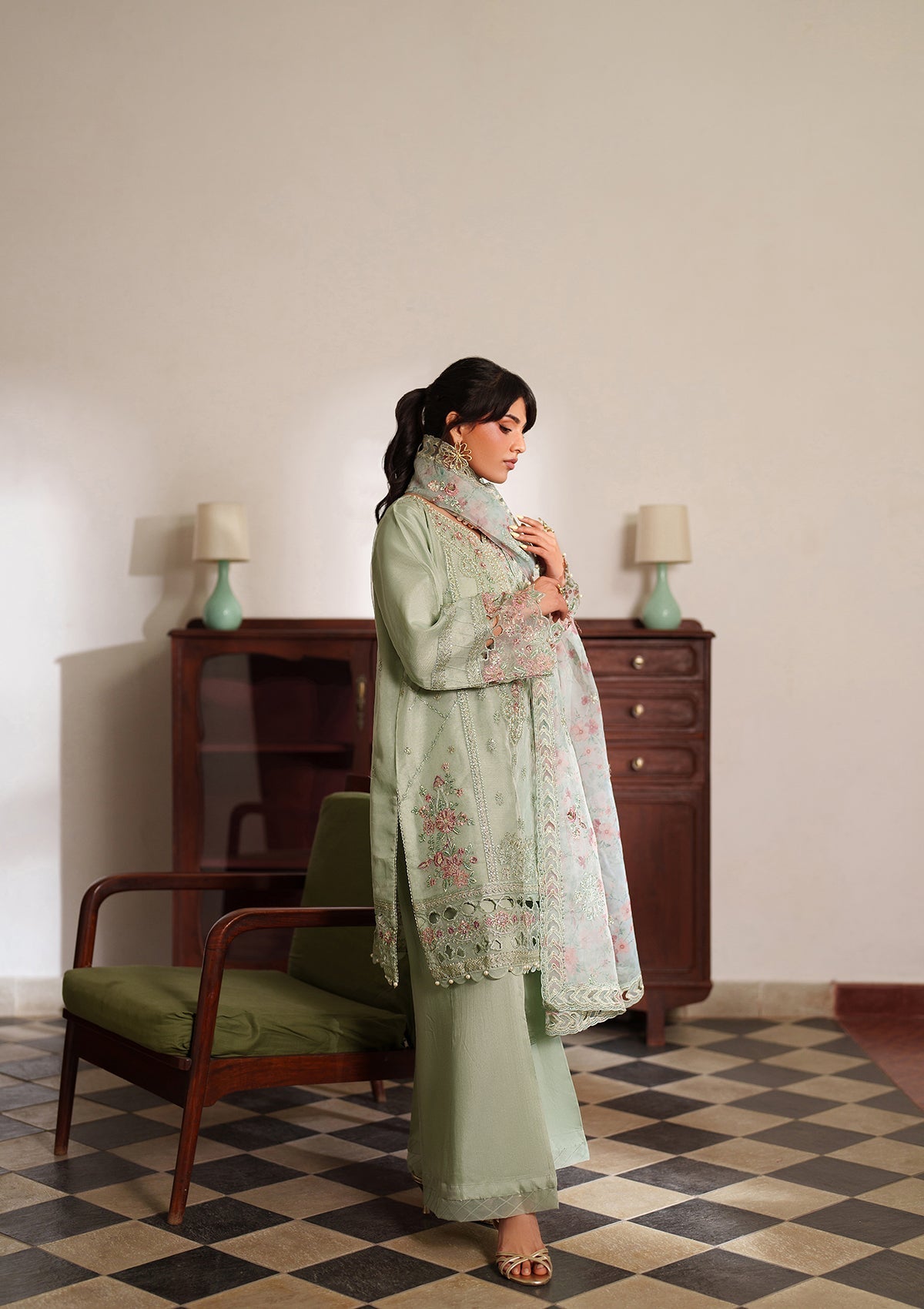 Embroidered Organza BT6558-MNT Bin Tayyab