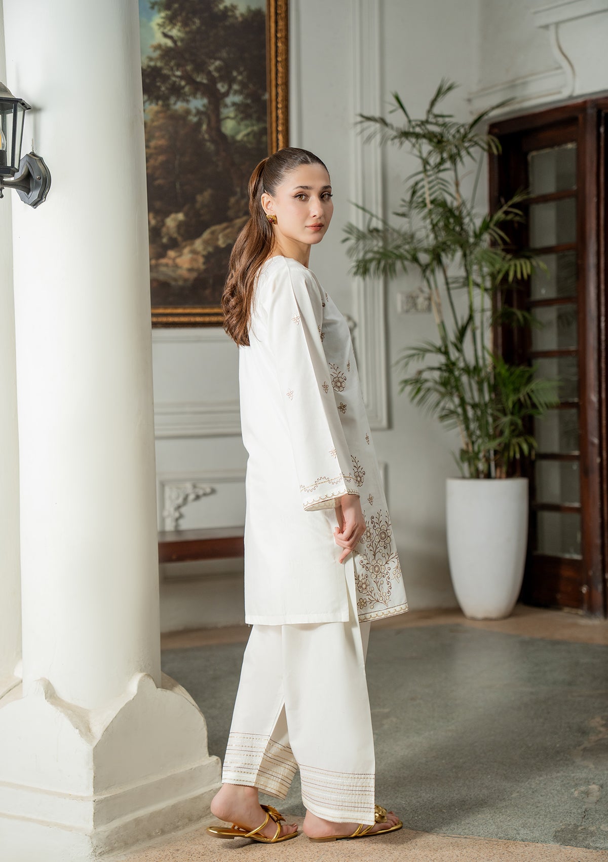 EMBROIDERED COTTON BT006831-WHI