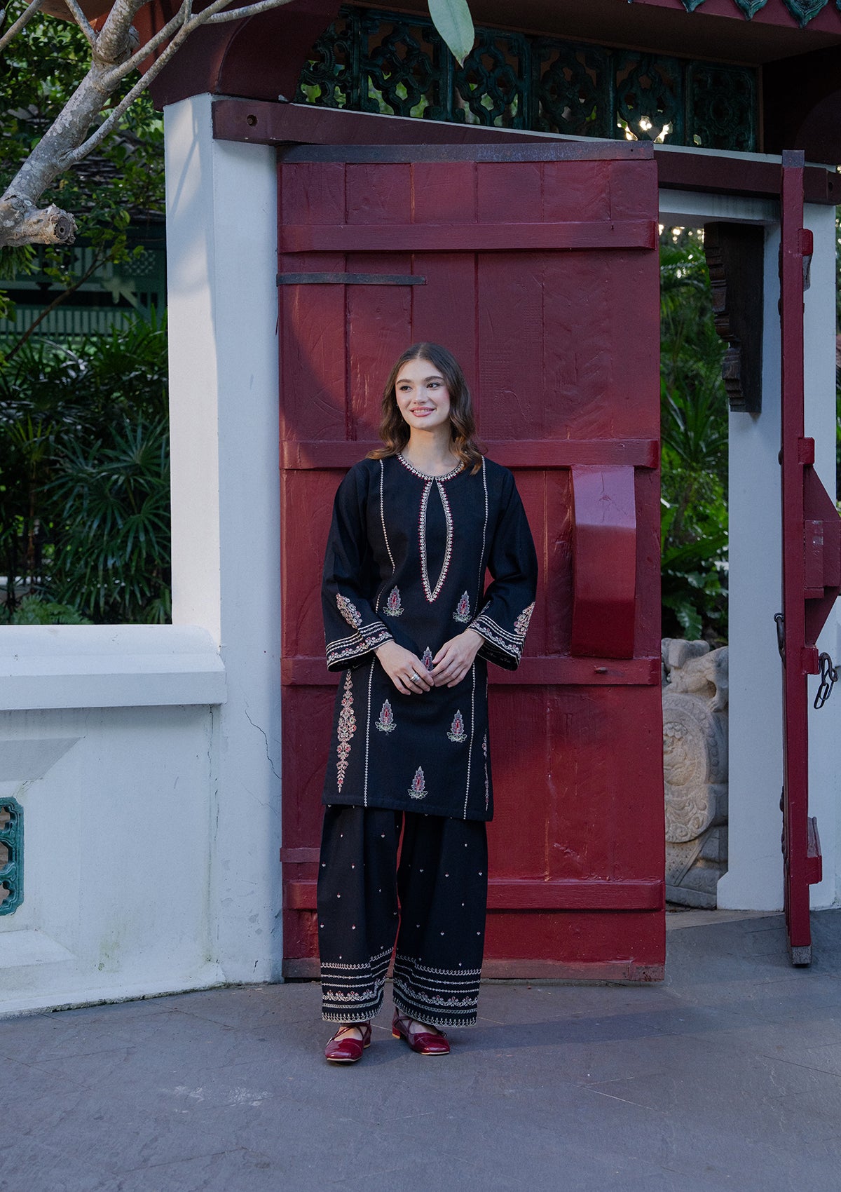 Embroidered Khaddar BT006931-BLK