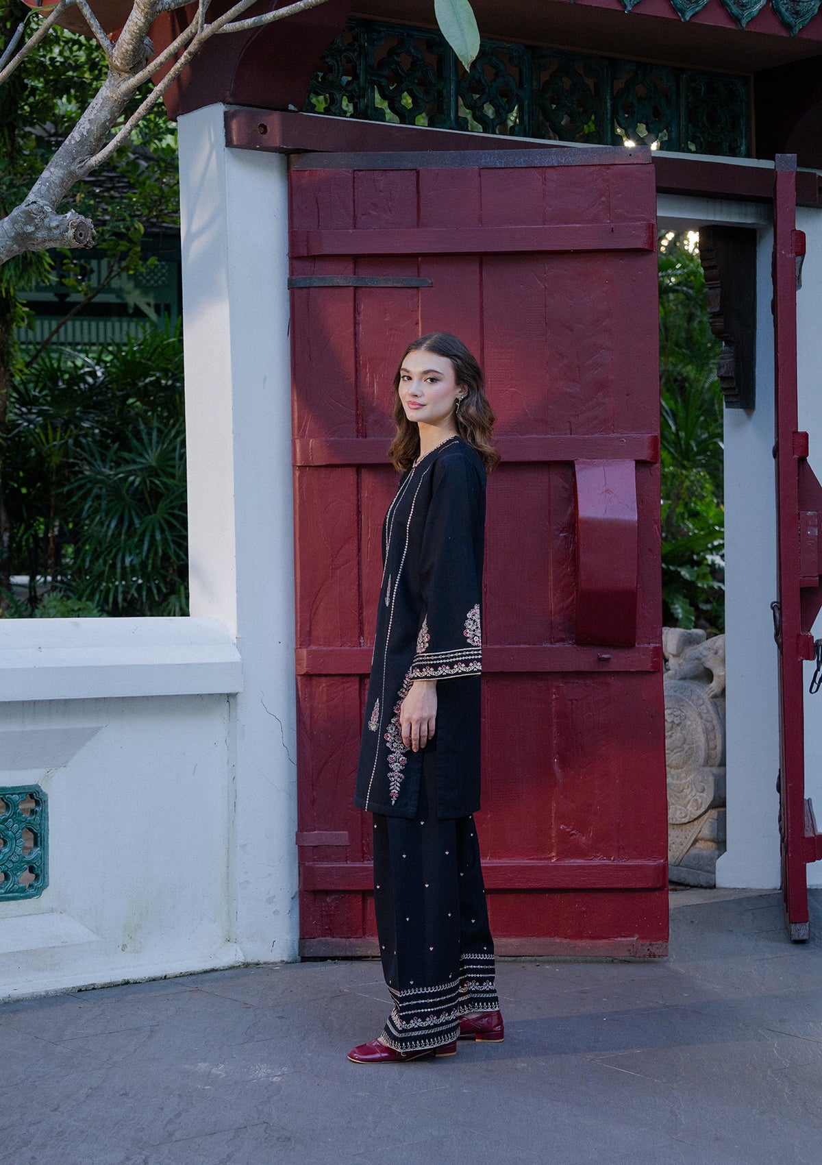 Embroidered Khaddar BT006931-BLK