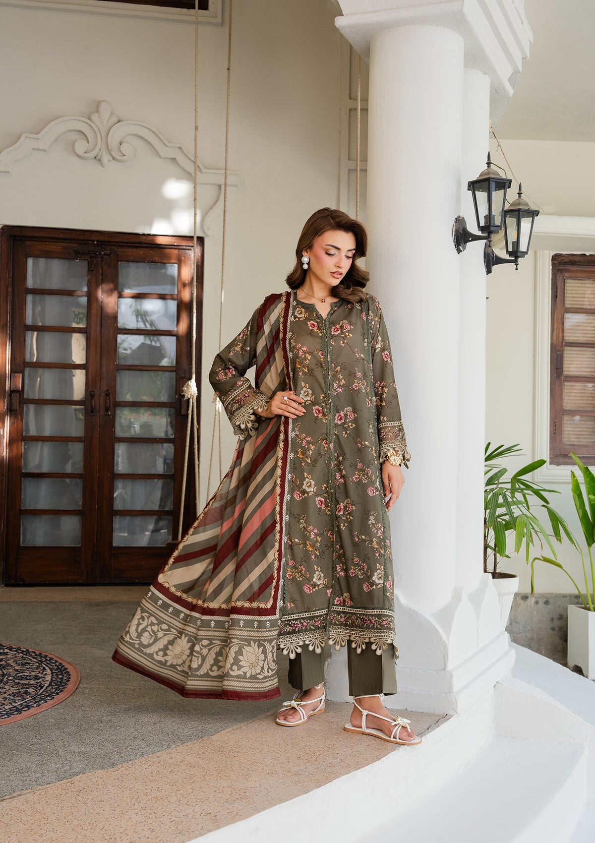 EMBROIDERED Lawn BT006887-GRN