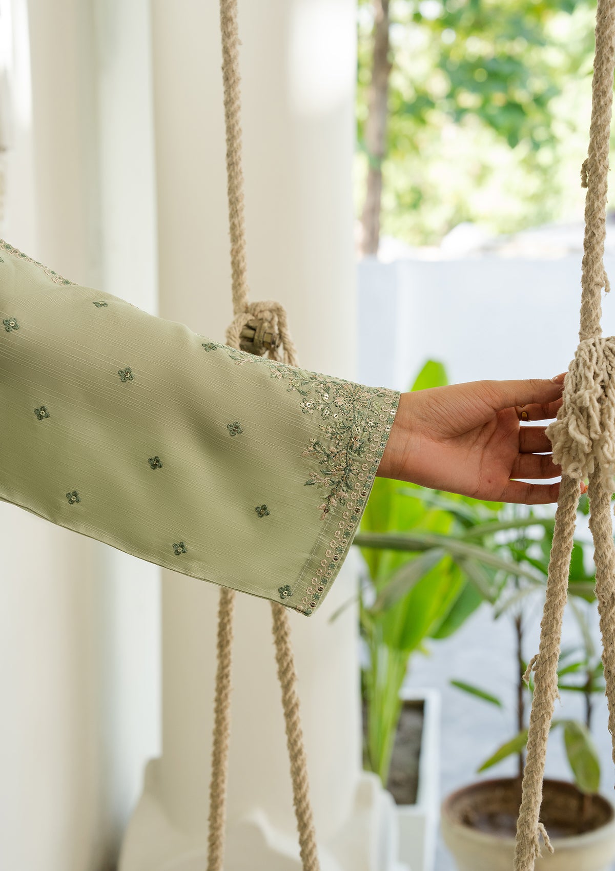 LUXURY Embroidered VISCOSE BT006604-PST