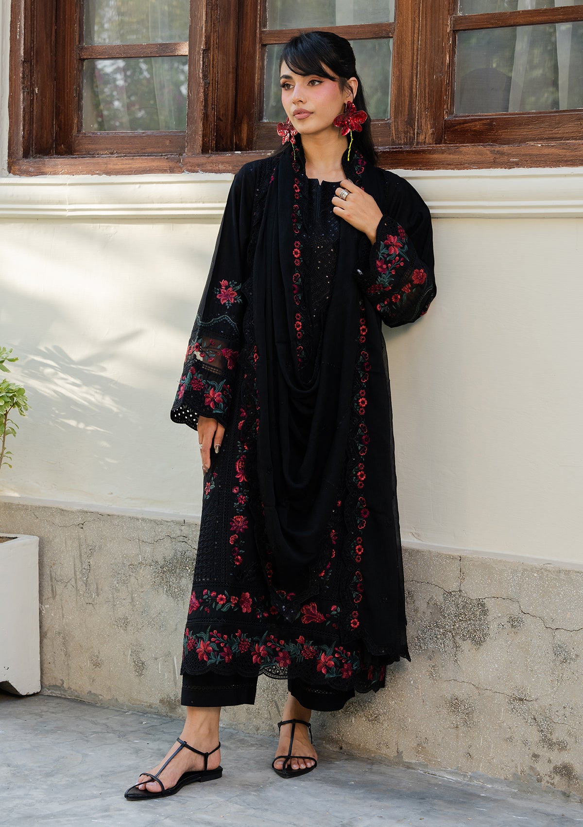 EMBROIDERED Lawn BT006880-BLK